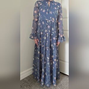 Patrons of Peace Blue Floral Long Sleeve Tiered Dress. sz S New No tags